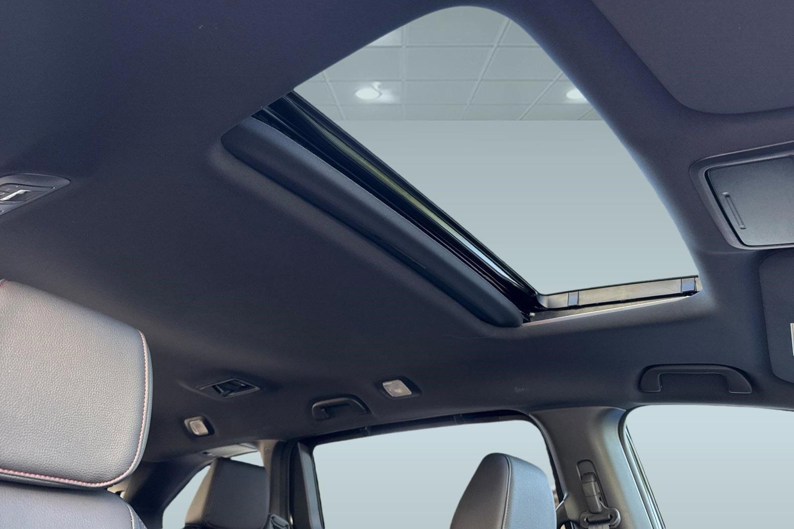 2026 Honda Odyssey Sport L - Photo 14