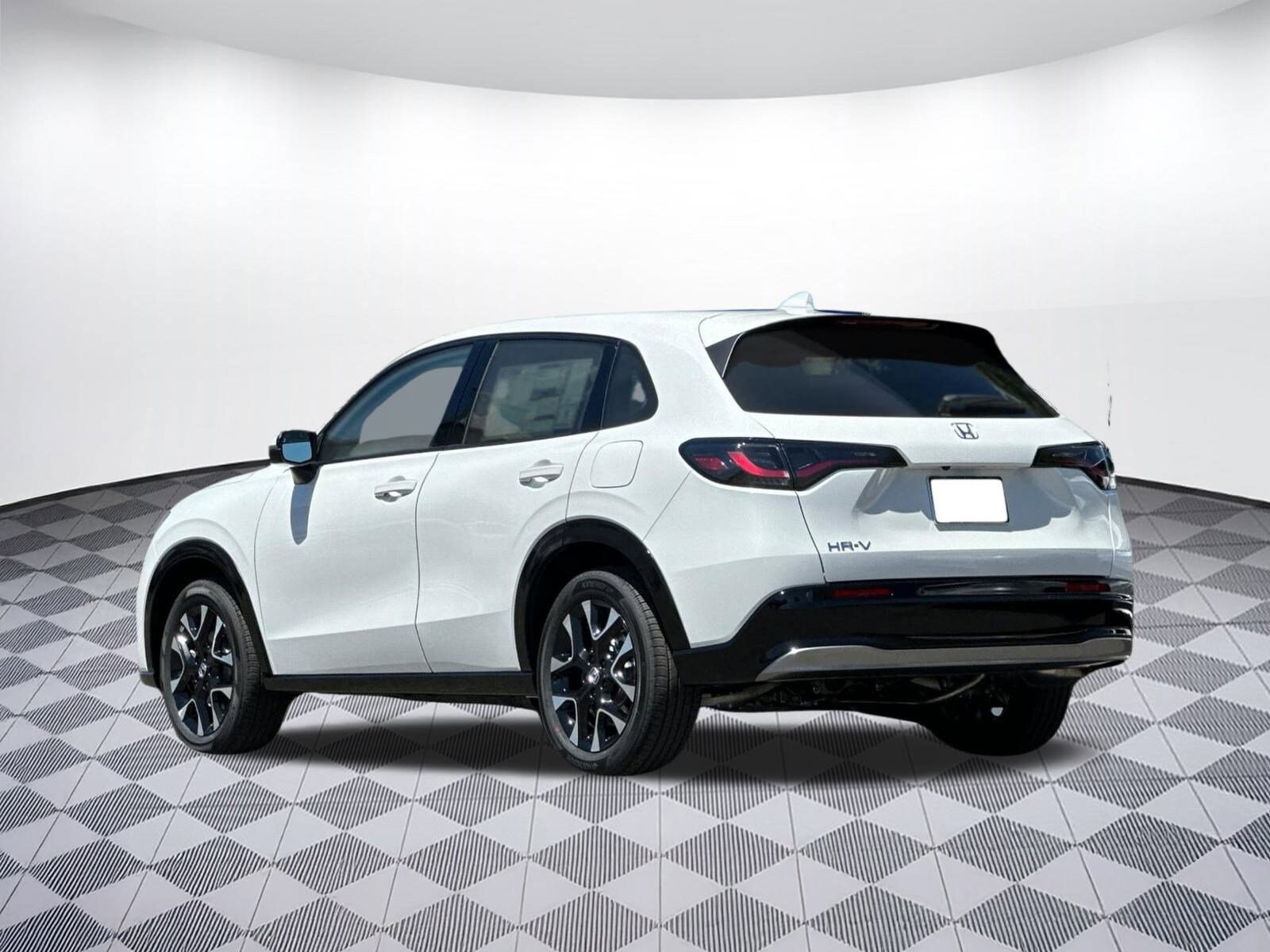 2026 Honda HR-V EX-L photo 3