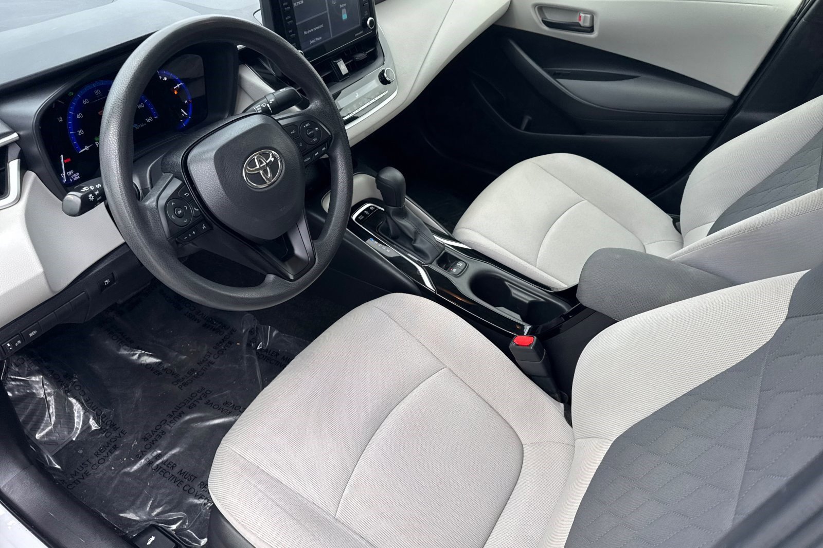 2022 Toyota Corolla Hybrid LE photo 4
