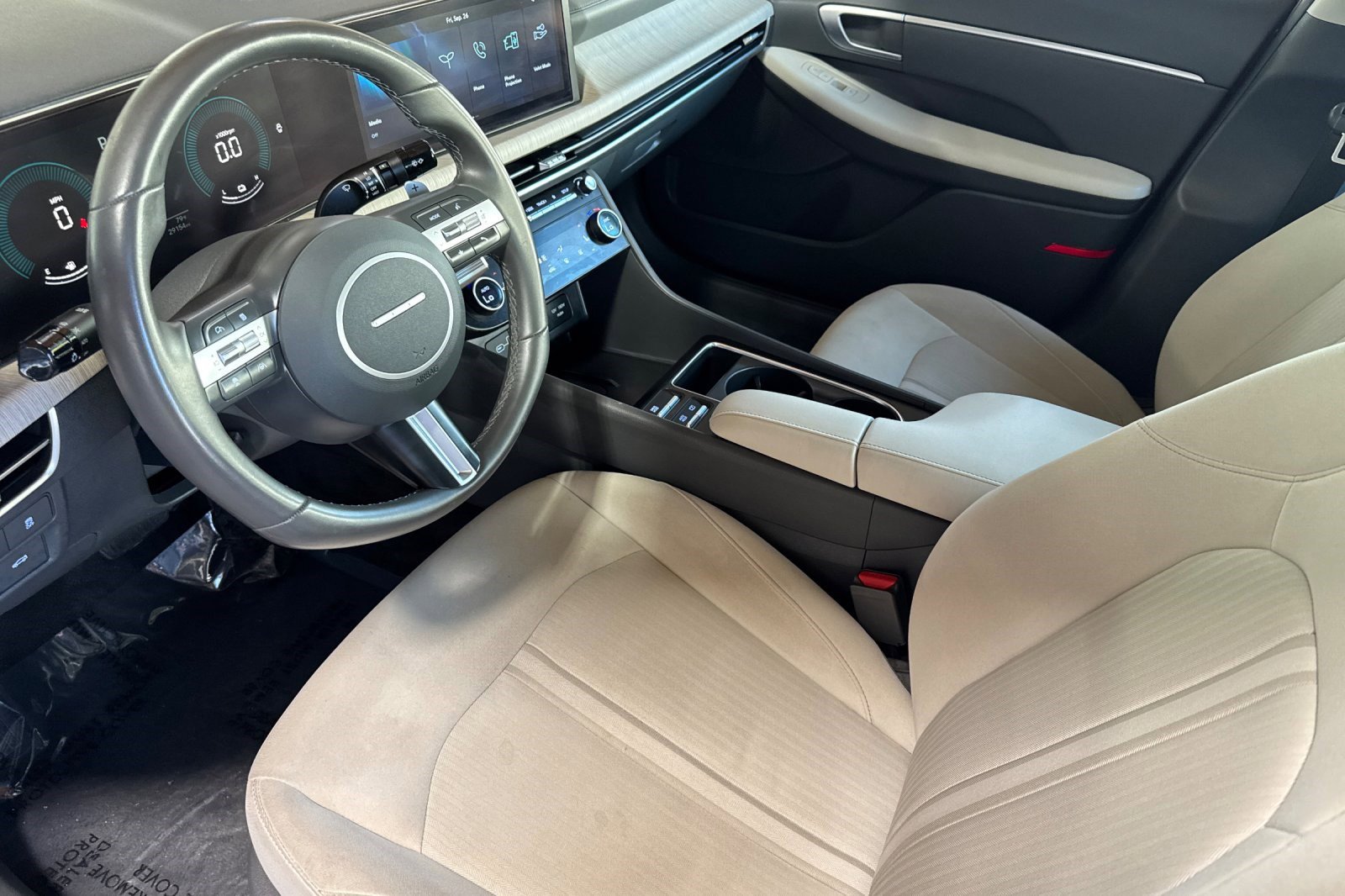 2024 Hyundai Sonata Hybrid SEL photo 4