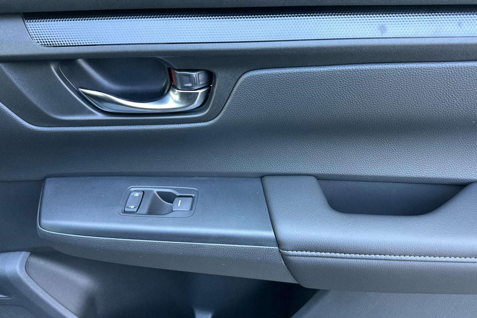 2026 Honda CR-V LX - Photo 25