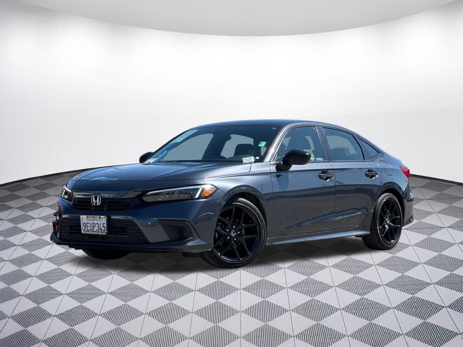 2023 Honda Civic Sport photo 2