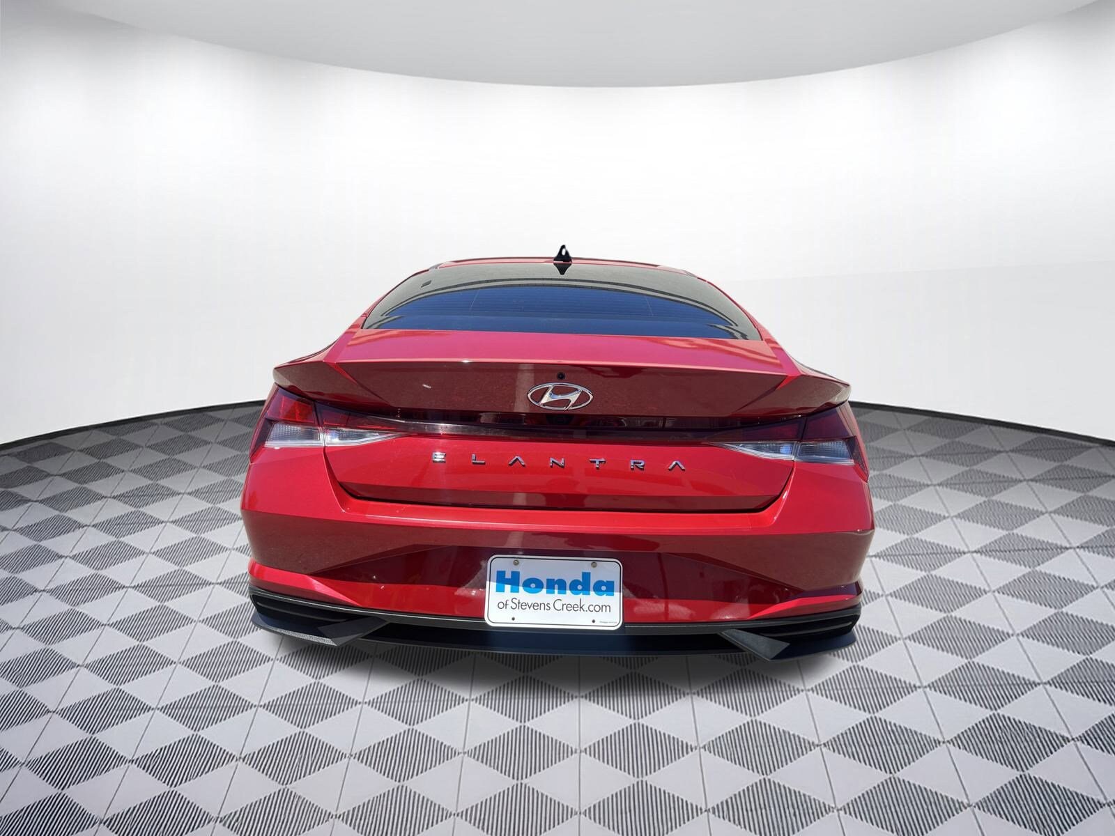 2023 Hyundai Elantra SEL photo 4