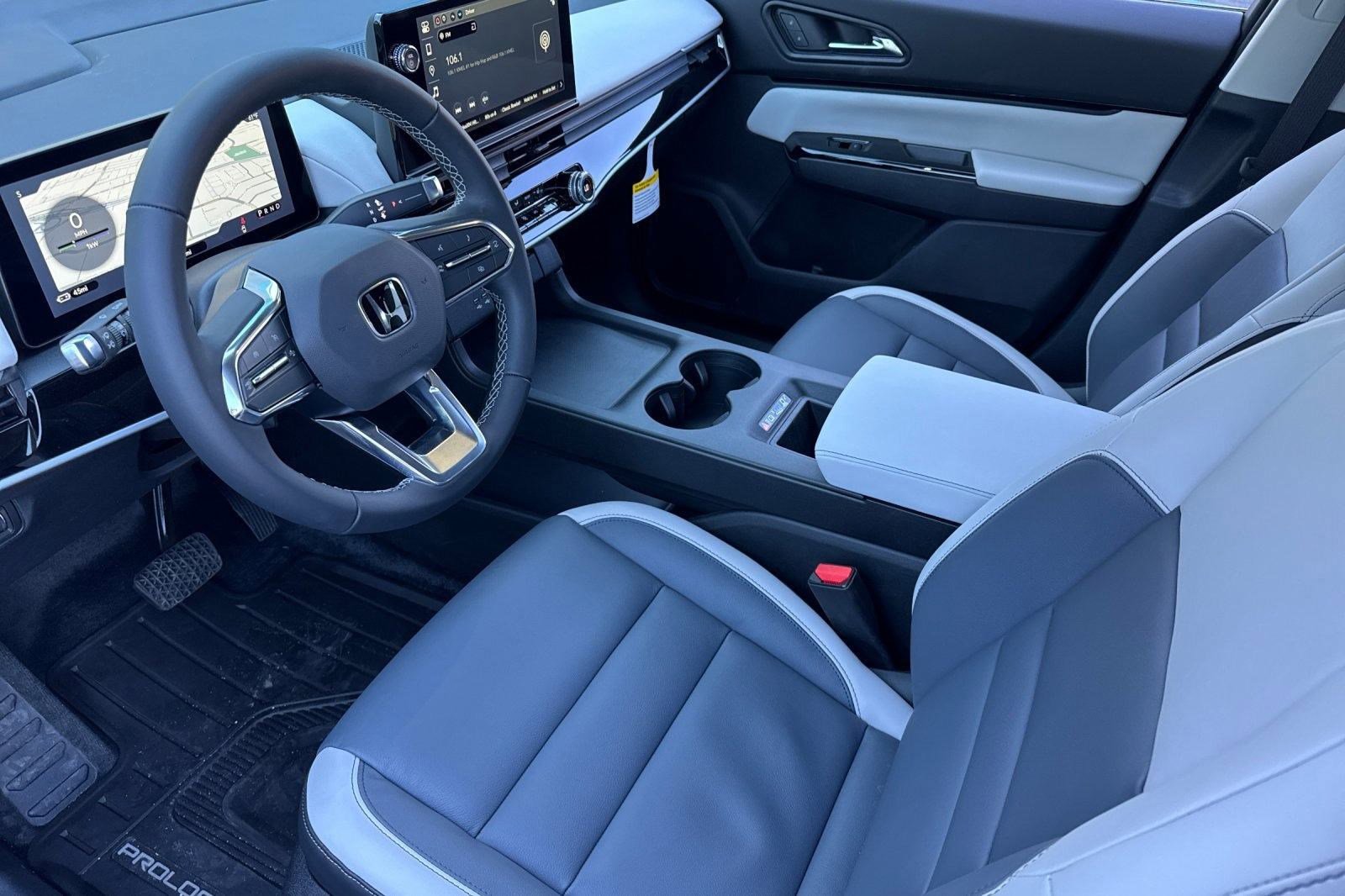 2026 Honda Prologue Touring photo 3