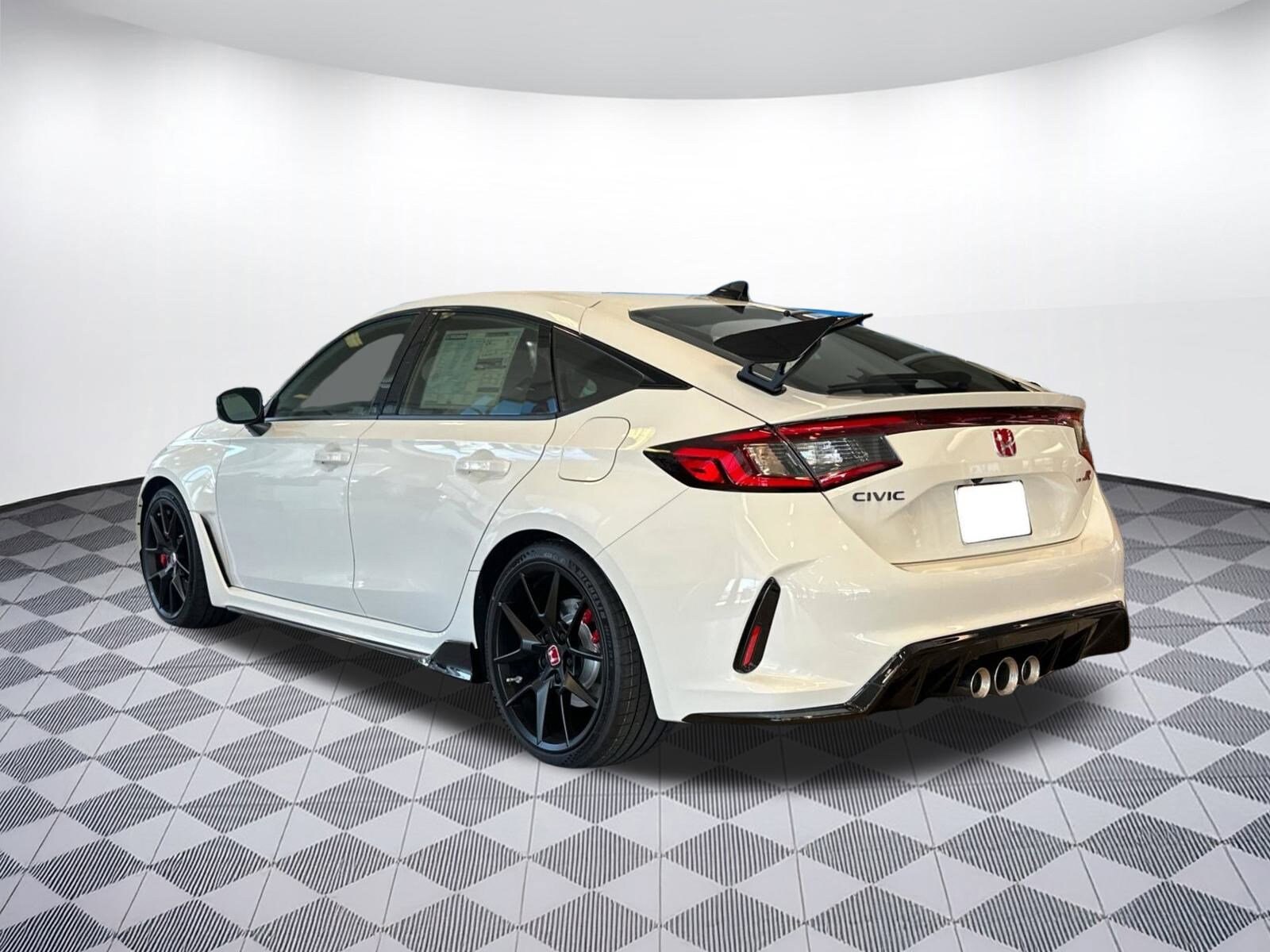 2025 Honda Civic Type R photo 3