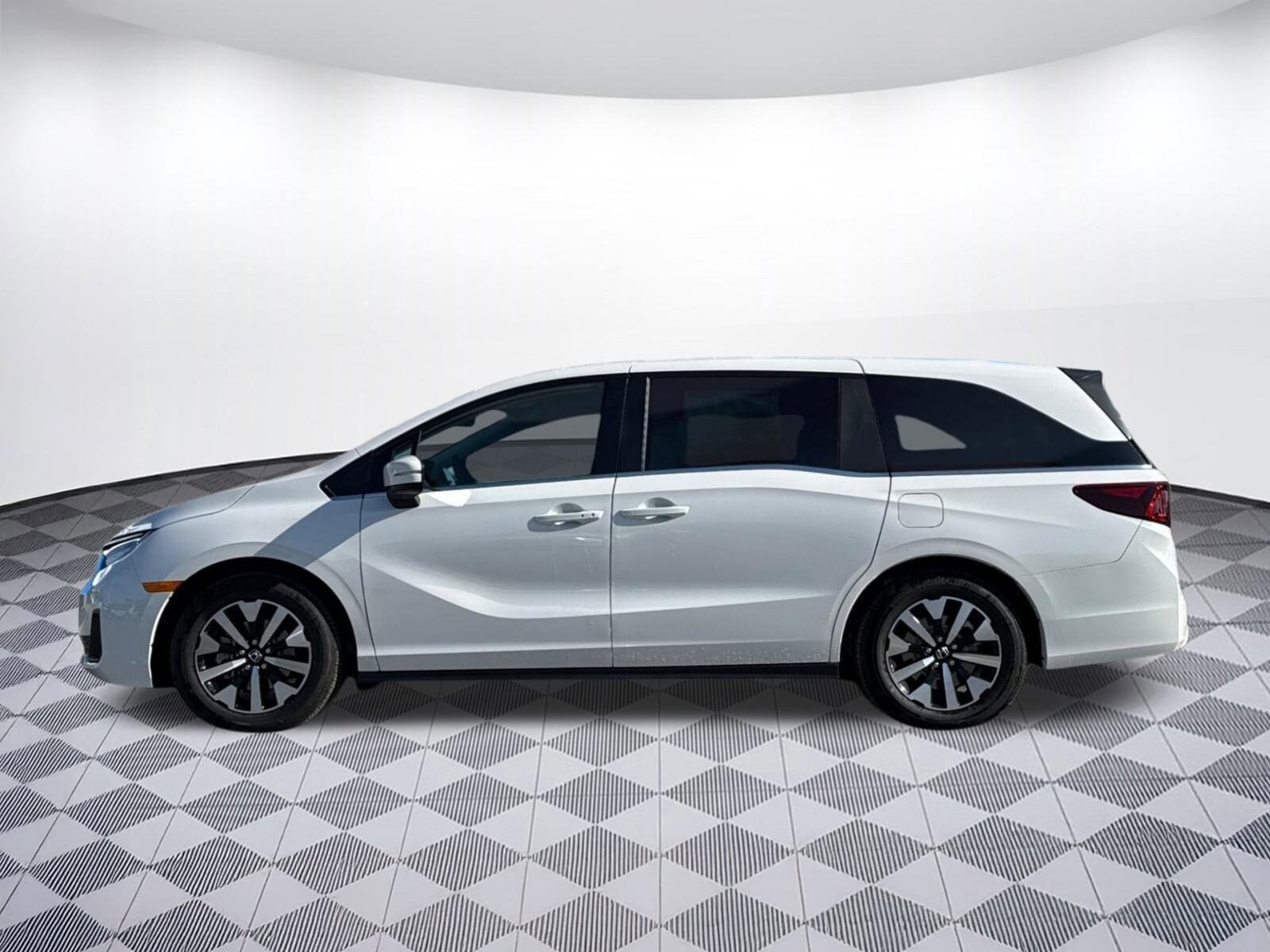 2026 Honda Odyssey EX-L photo 2
