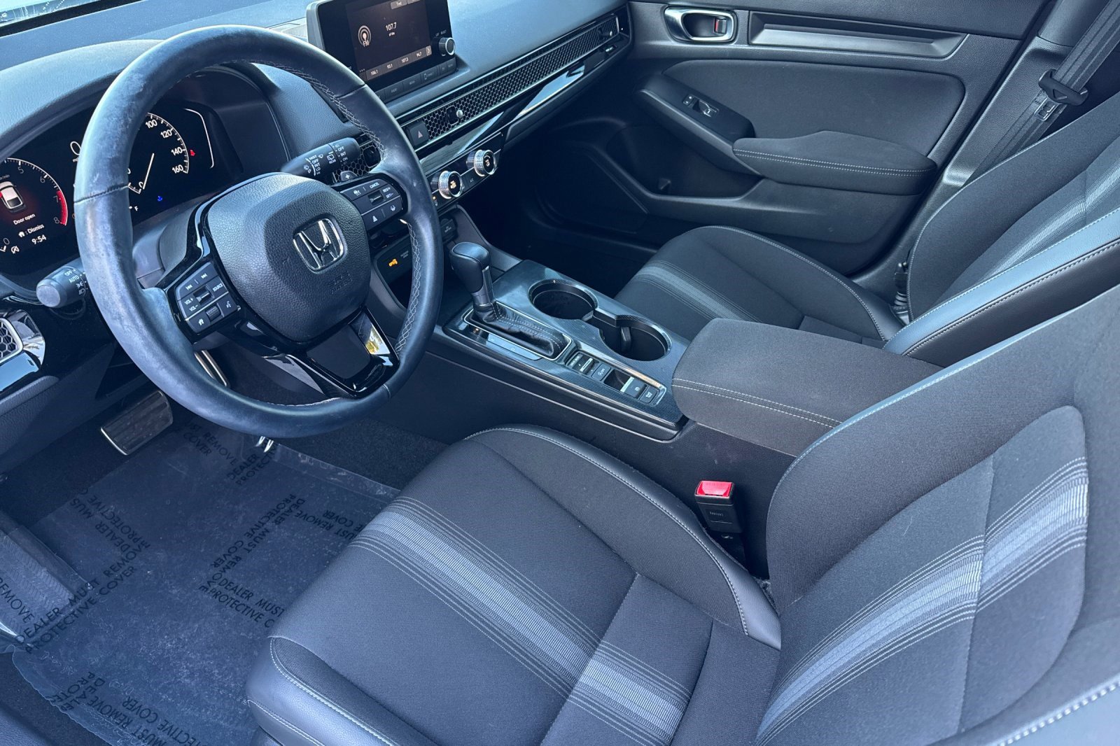 2022 Honda Civic Sport Hatchback photo 4