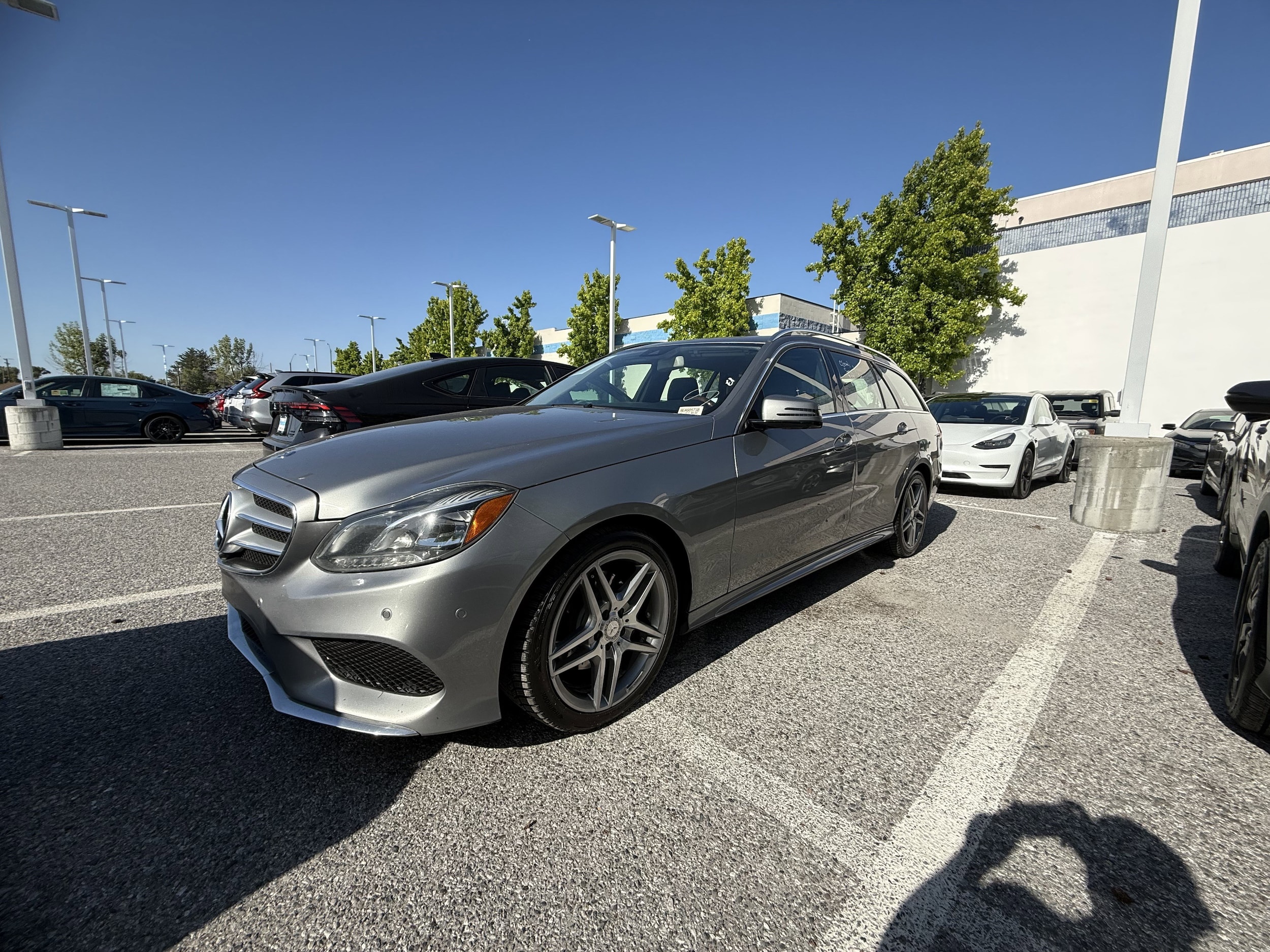 2014 Mercedes-Benz E-Class E 350 4MATIC photo 4