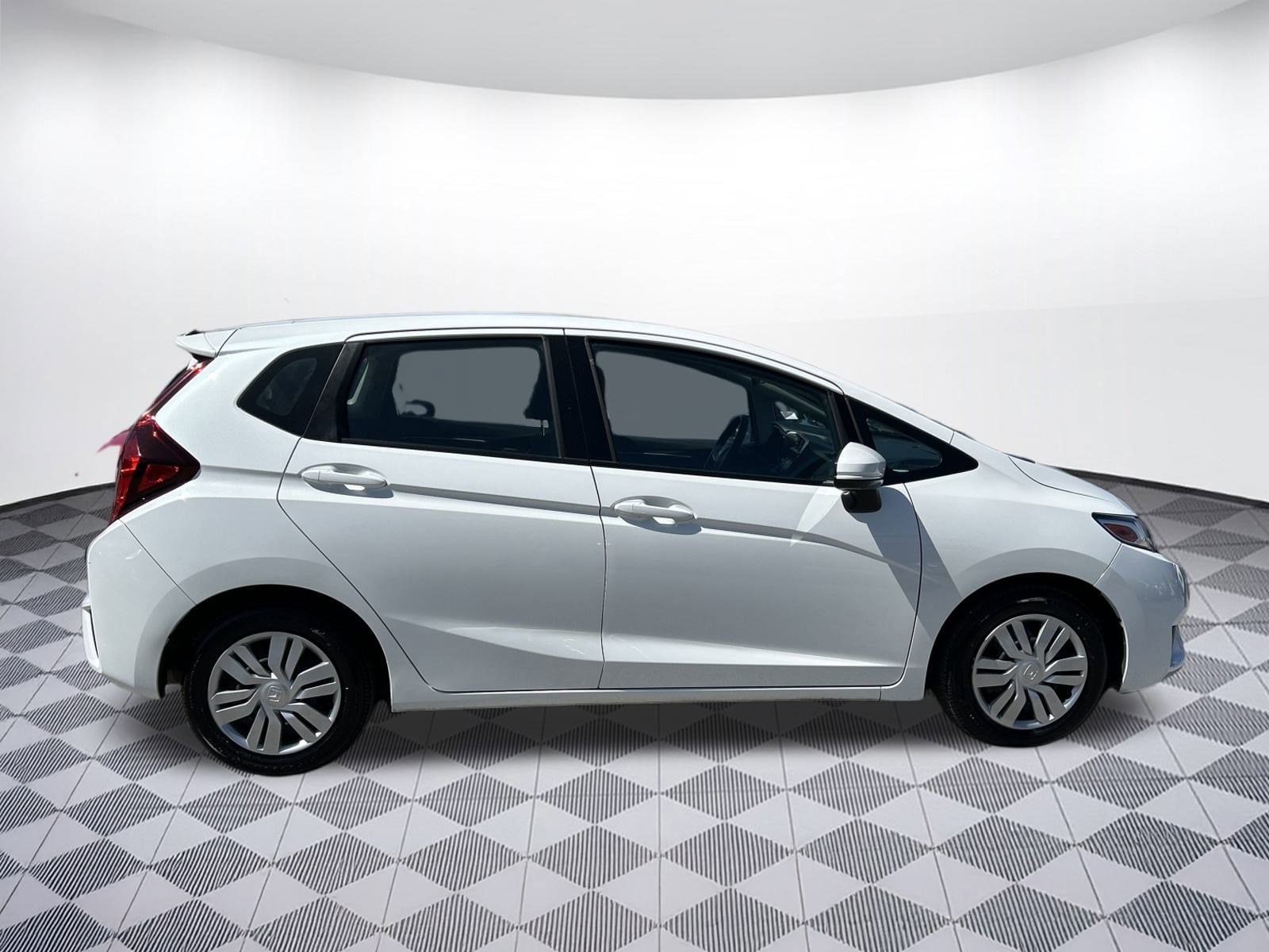 Used 2015 Honda Fit LX with VIN 3HGGK5H51FM744185 for sale in San Jose, CA