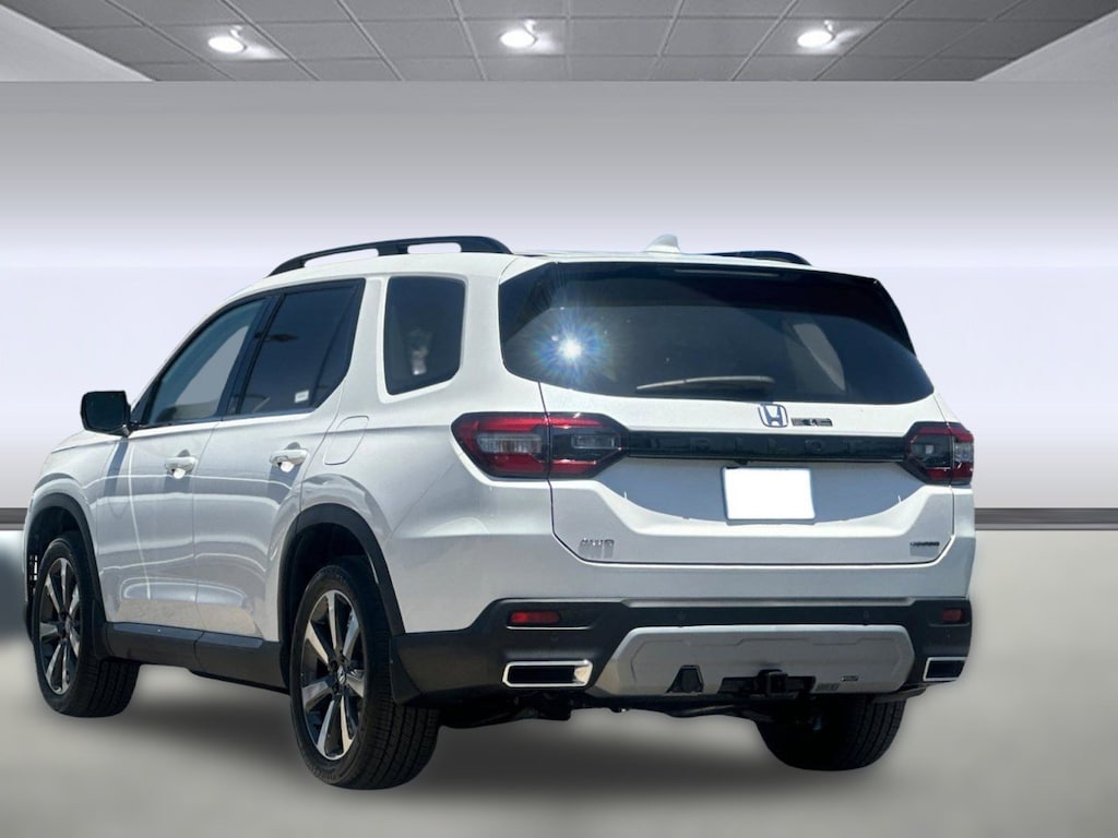 New 2025 Honda Pilot Touring SUV