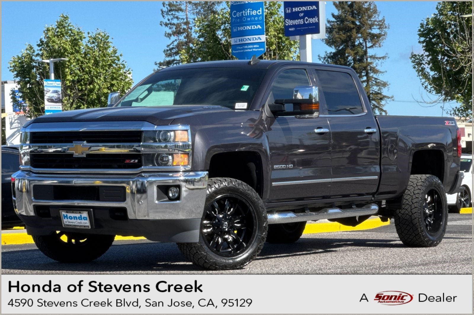 2016 Chevrolet Silverado HD LTZ 4WD Crew Cab Standard Box's photo