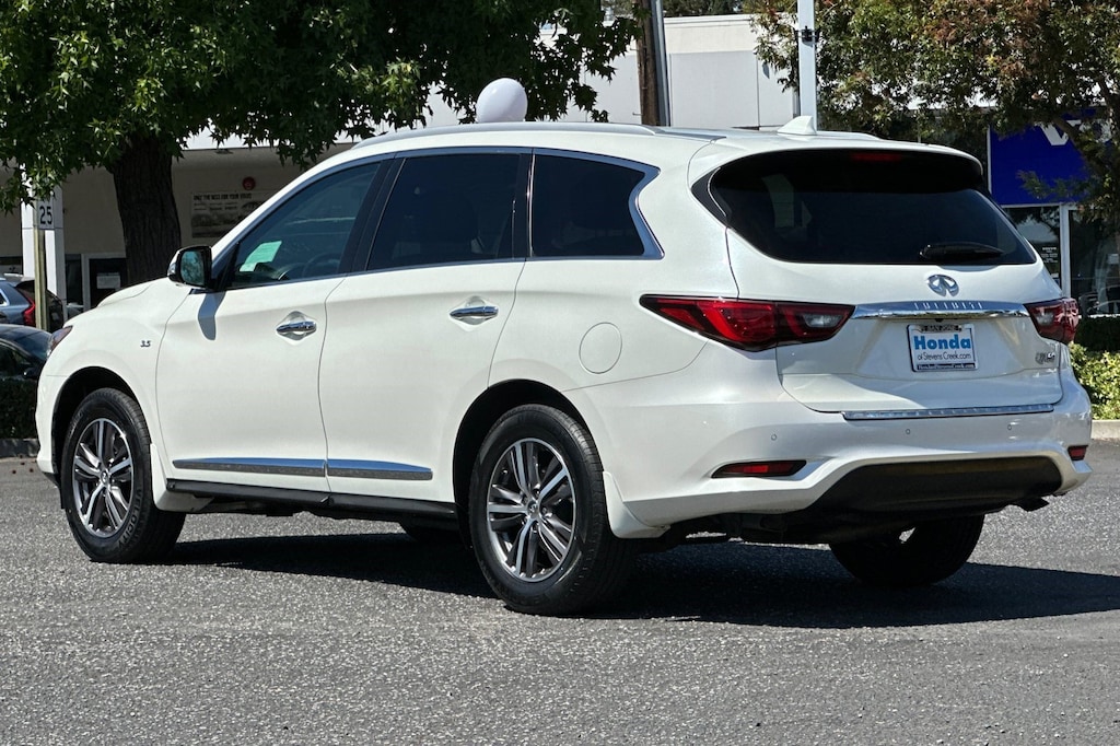 Used 2019 INFINITI QX60 LUXE SUV