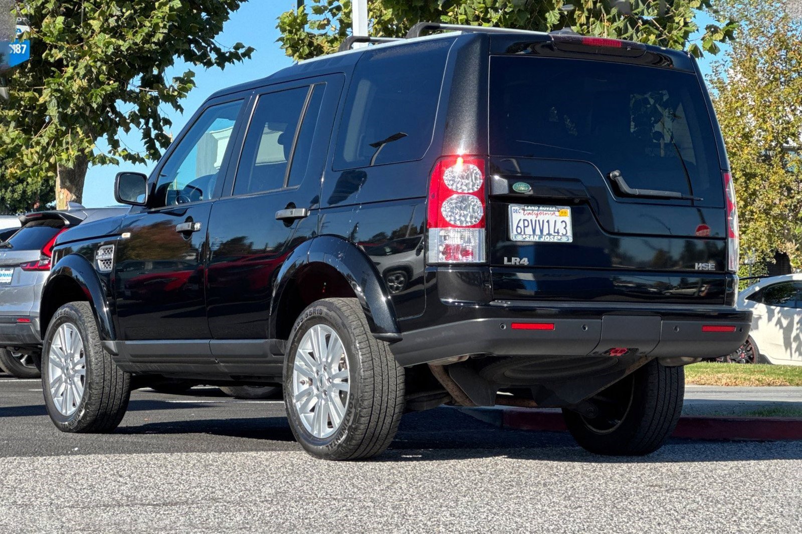 2011 Land Rover LR4 HSE LUX photo 3