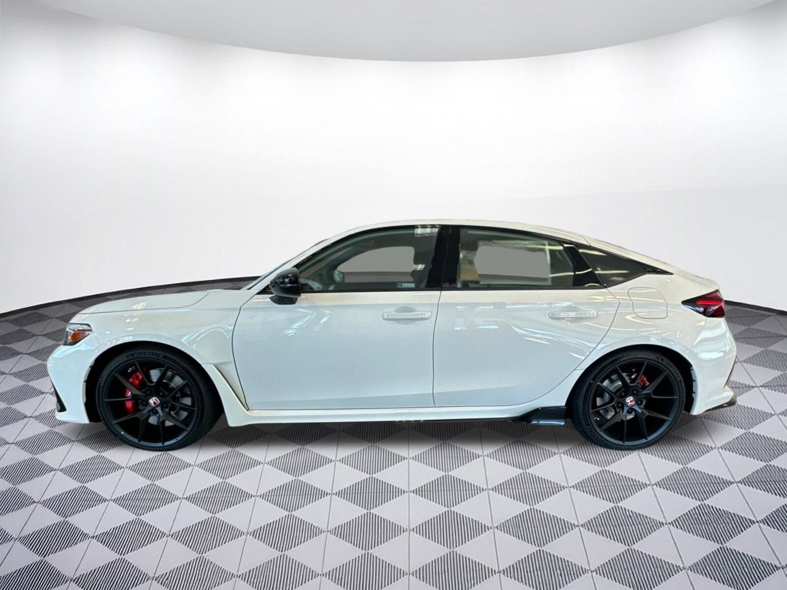2025 Honda Civic Type R photo 2