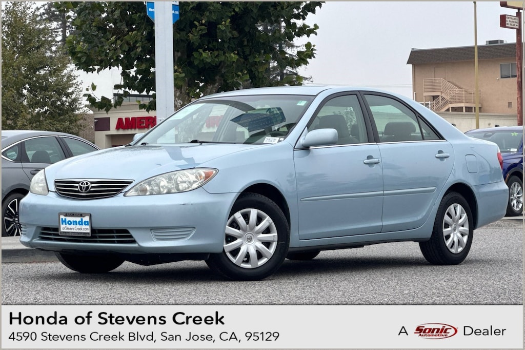 Used 2005 Toyota Camry LE Sedan