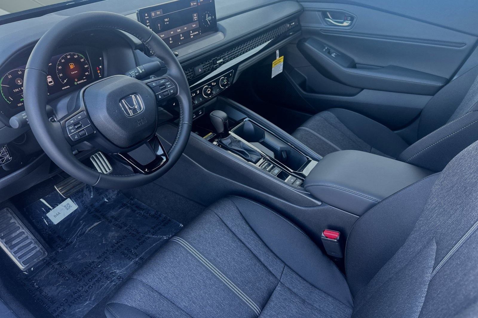 2025 Honda Accord Hybrid Sport photo 4