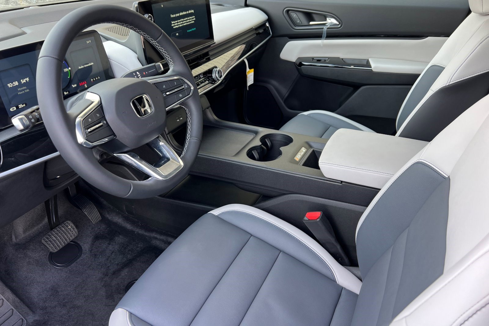 2025 Honda Prologue Touring photo 4