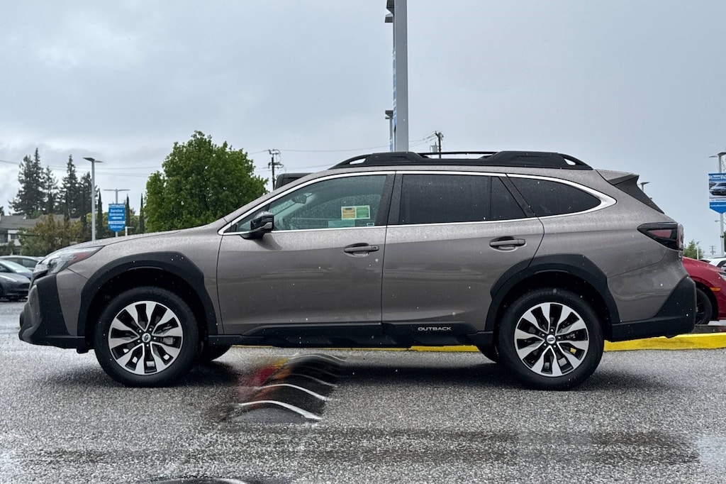 Used 2023 Subaru Outback Limited SUV
