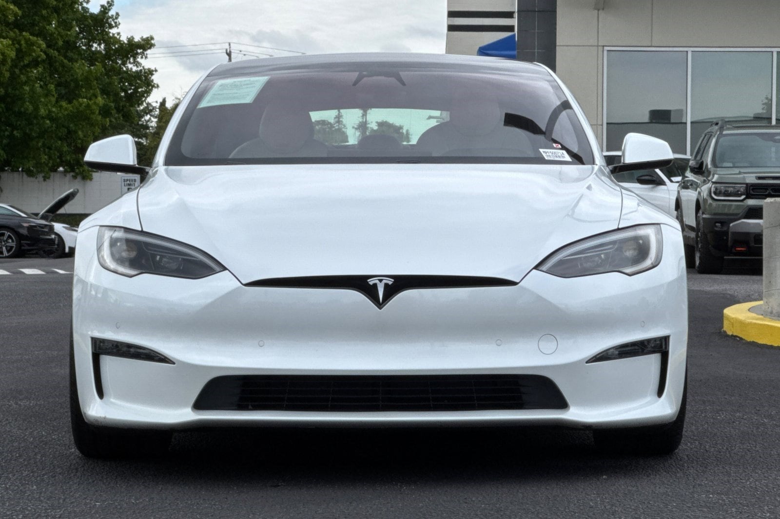 Model S Standard Range Hatchback