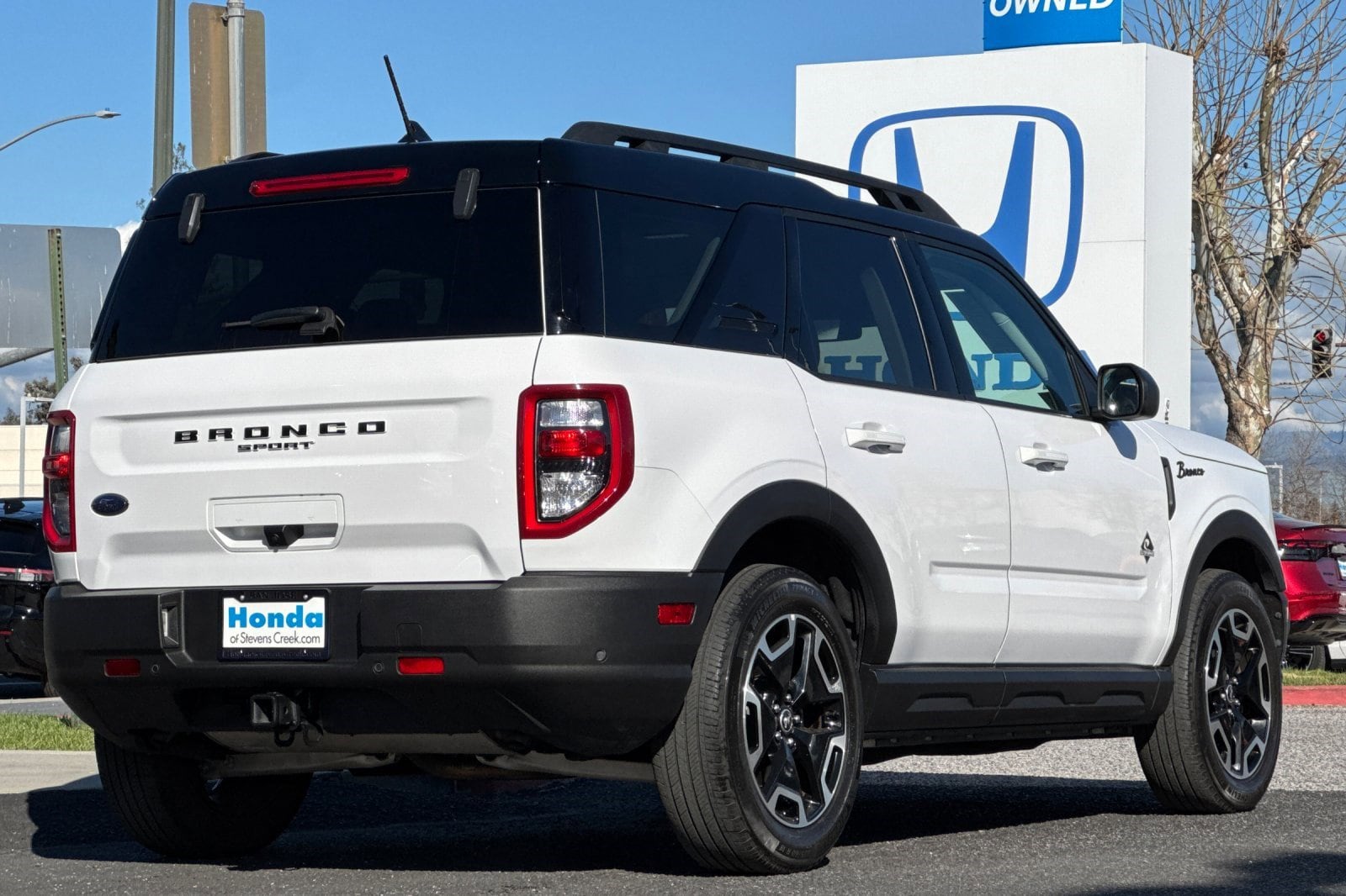 2022 Ford Bronco Sport Outer Banks photo 3