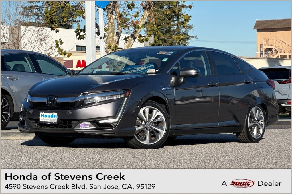Used 2018 Honda Clarity Plug-In Hybrid Touring Sedan