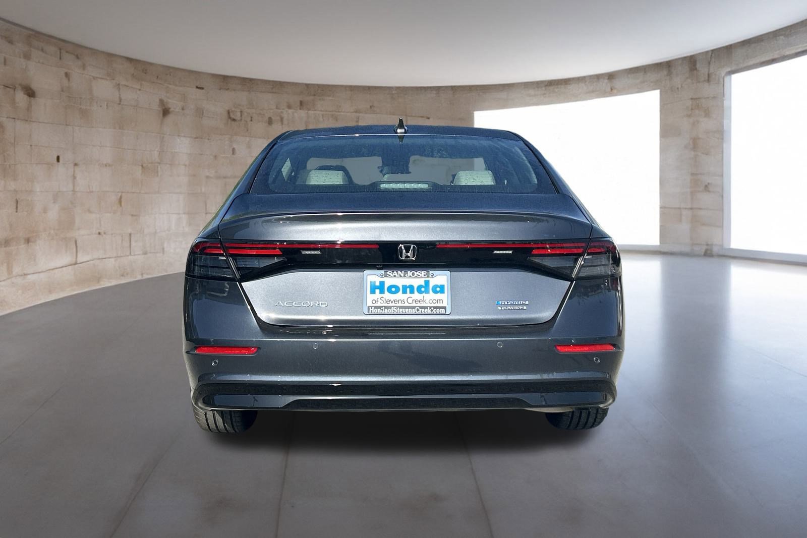 2025 Honda Accord Hybrid Touring photo 4
