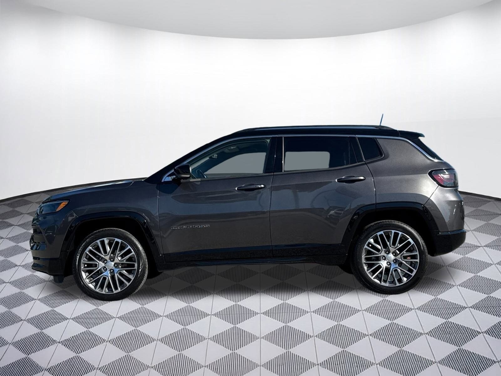 2022 Jeep Compass Limited photo 2