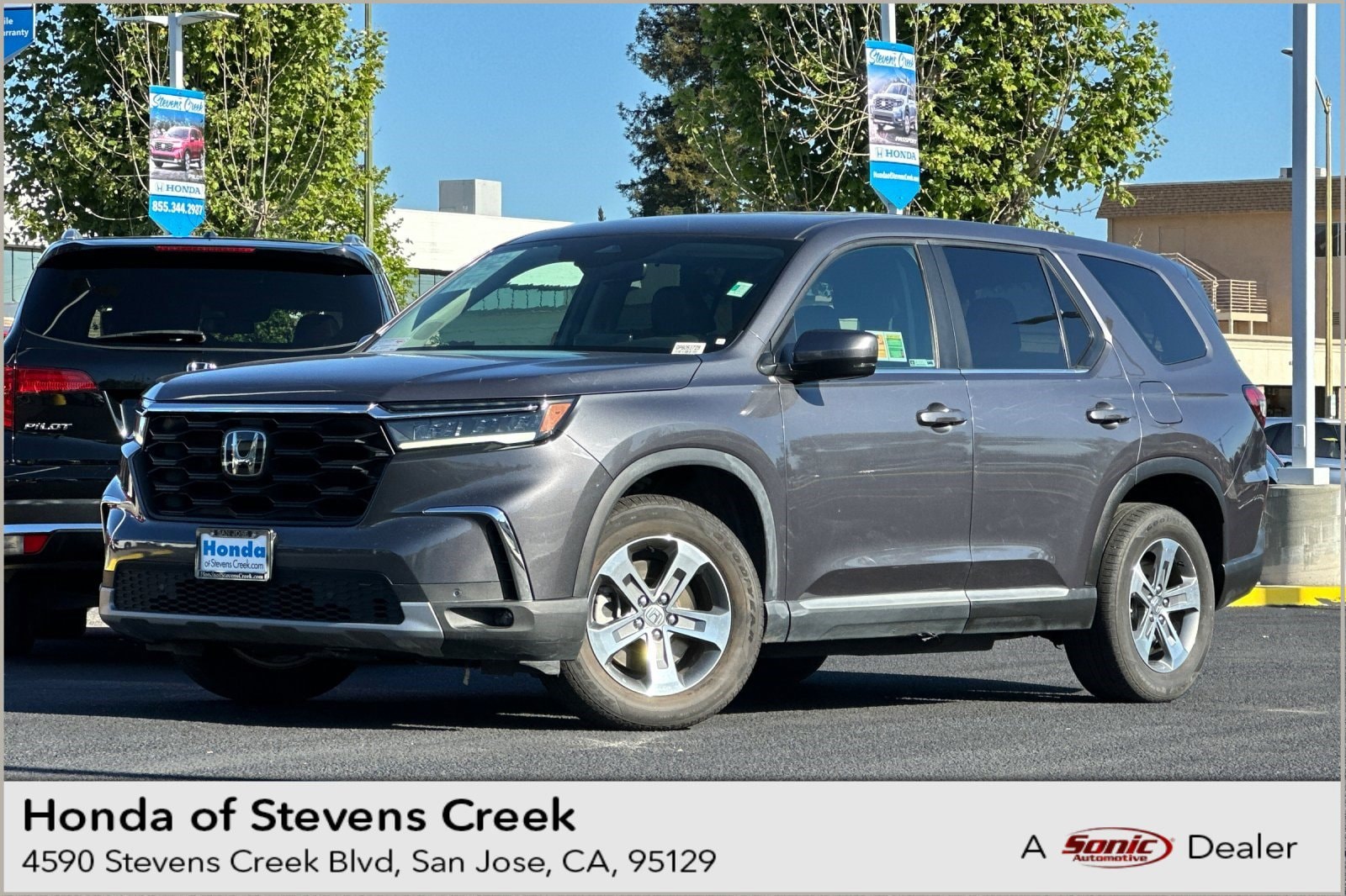 2023 Honda Pilot EX-L 8-Occupant AWD's photo