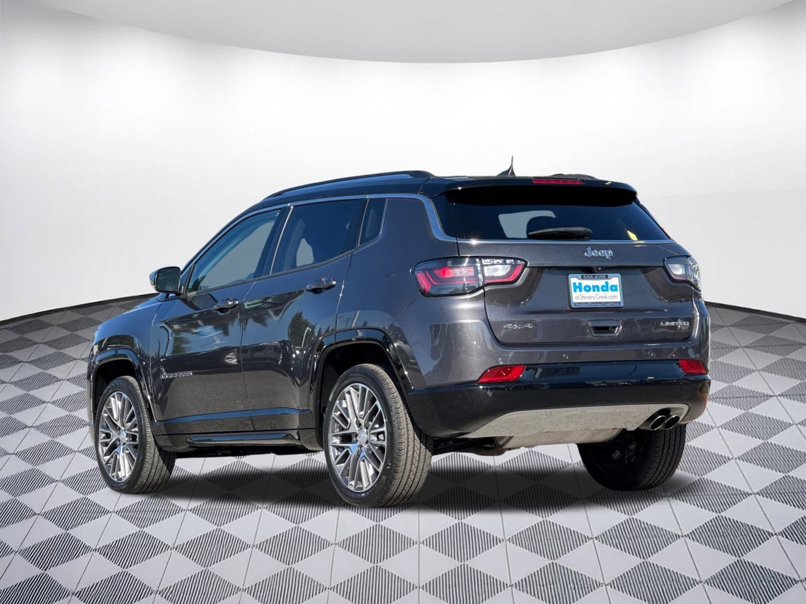 2022 Jeep Compass Limited photo 3