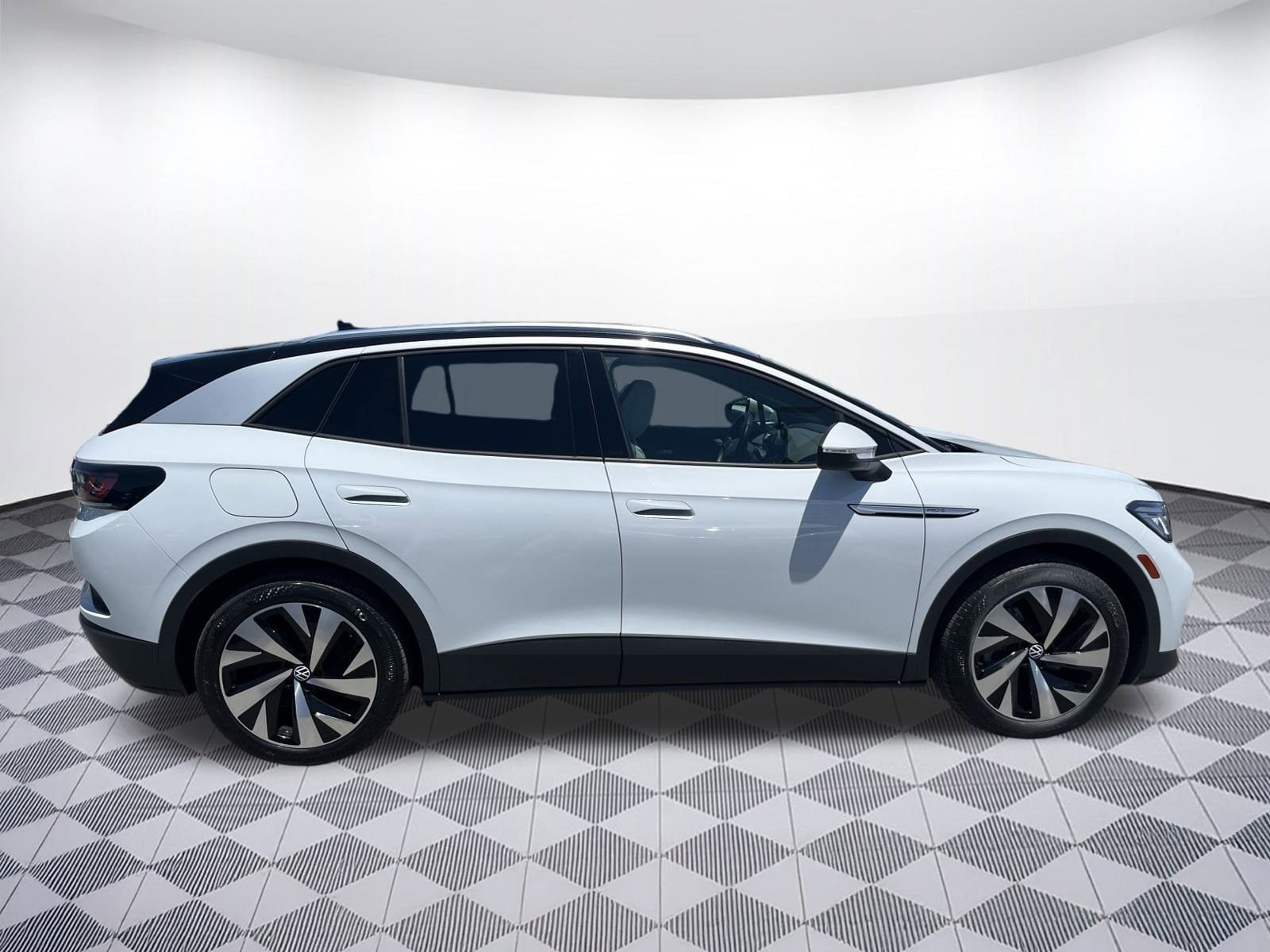 Used 2021 Volkswagen ID.4 PRO S with VIN WVGKMPE29MP039582 for sale in San Jose, CA