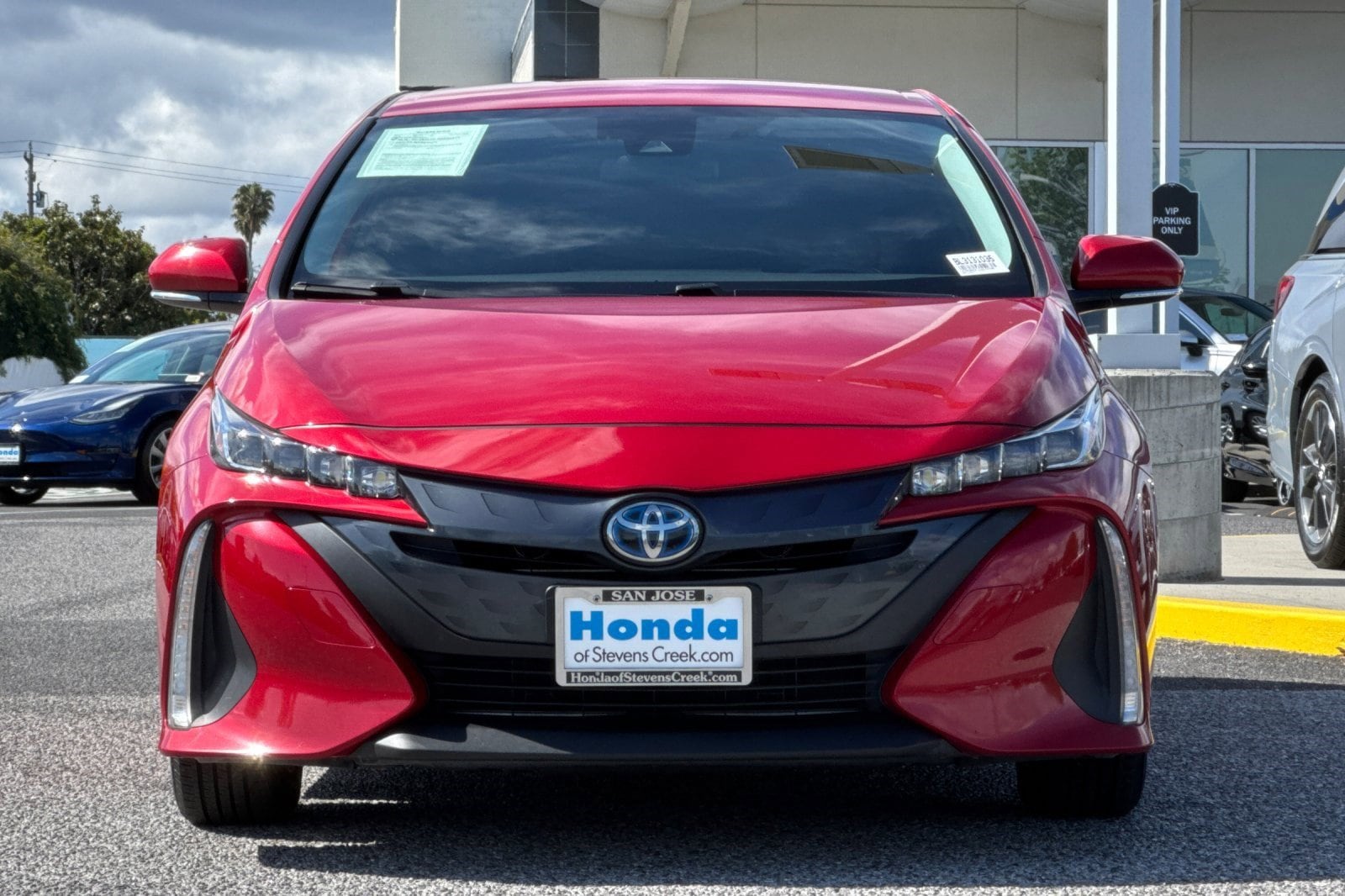 2020 Toyota Prius Prime LE photo 4