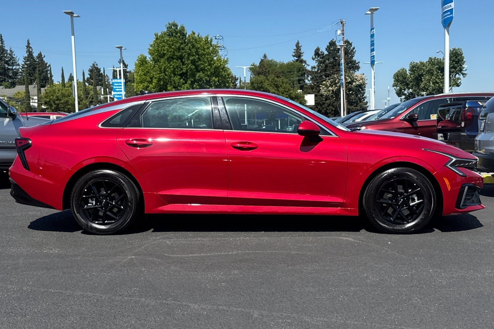 K5 LXS Sedan