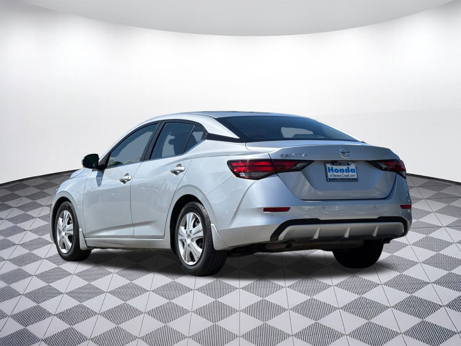 2020 Nissan Sentra S photo 3