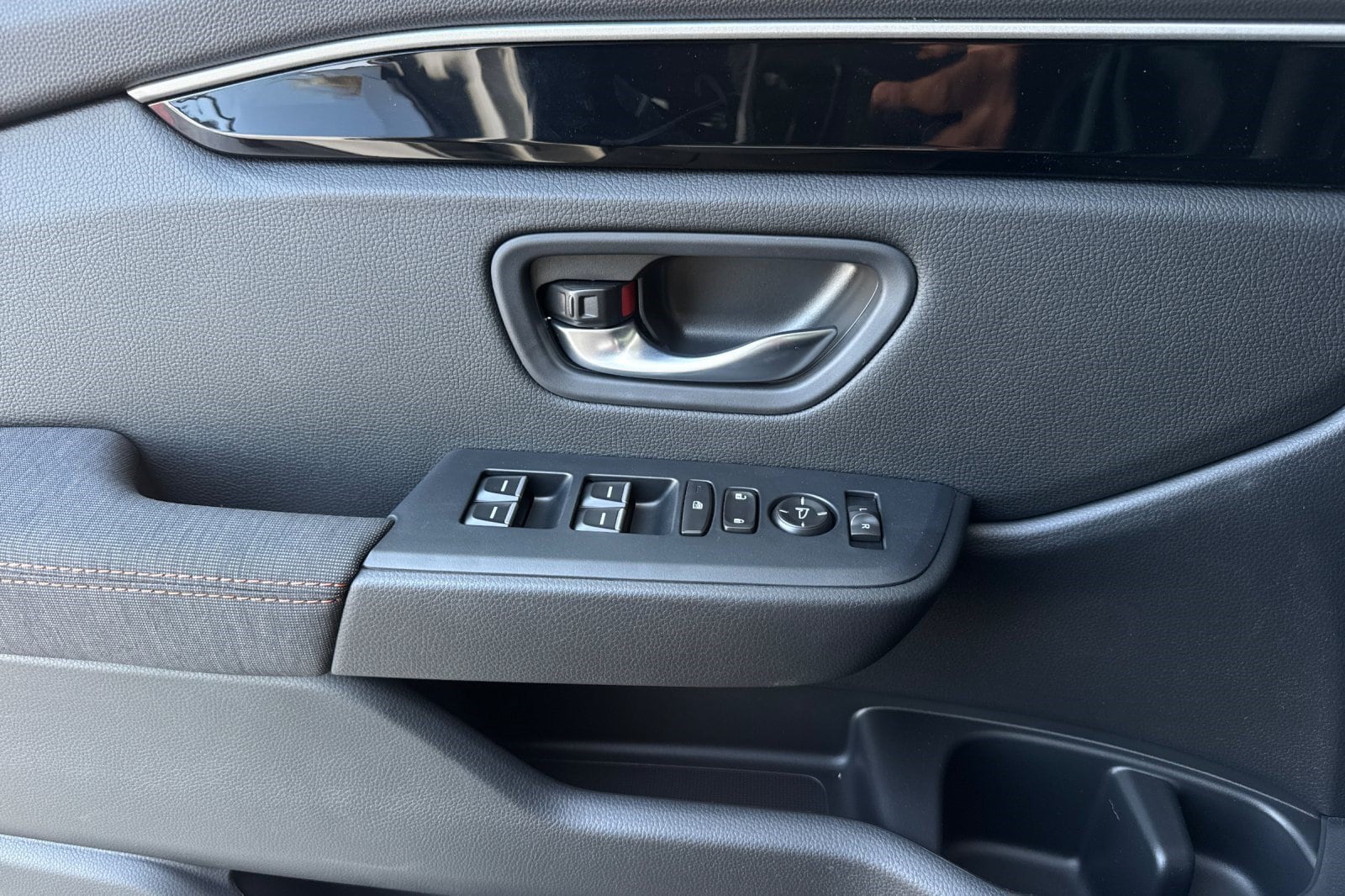 2026 Honda Pilot Sport - Photo 31