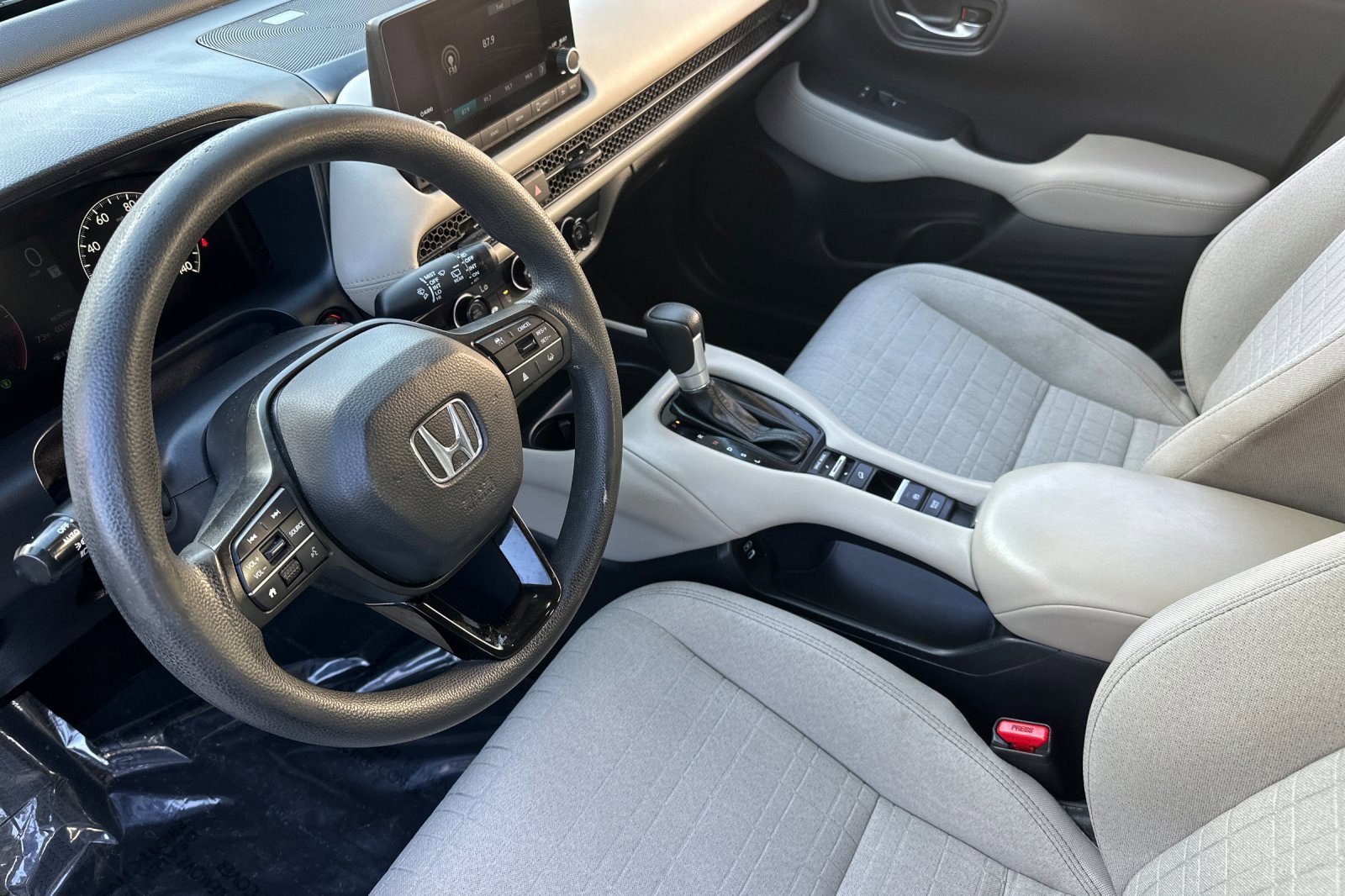 2024 Honda HR-V LX photo 4