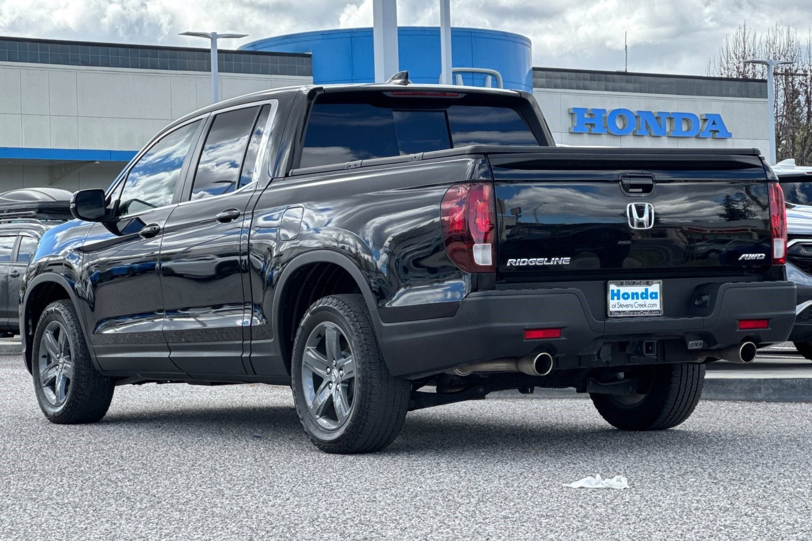 2023 Honda Ridgeline RTL photo 2