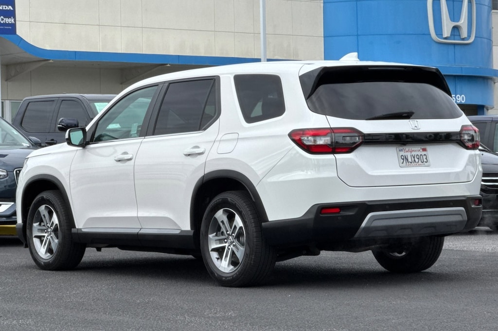 Certified 2025 Honda Pilot EX-L SUV
