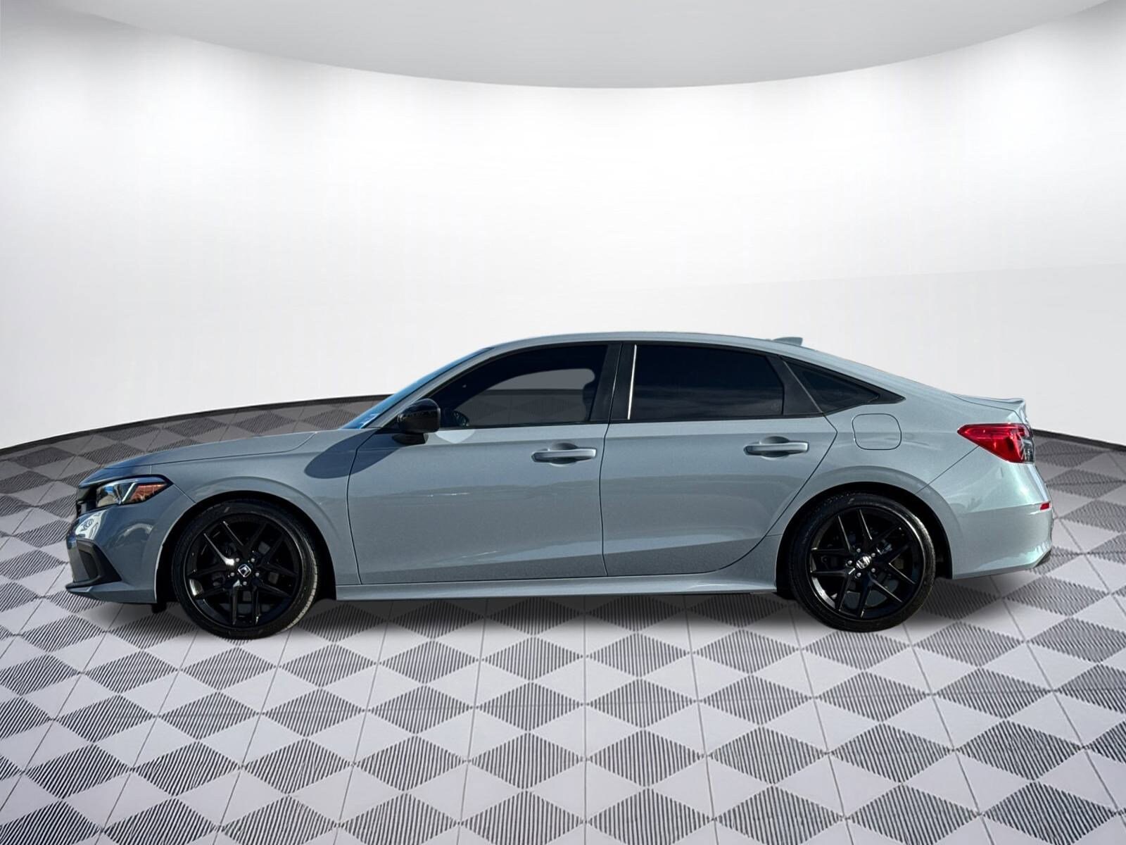 2022 Honda Civic Sport photo 2