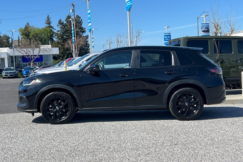 Used 2023 Honda HR-V Sport 2WD SUV