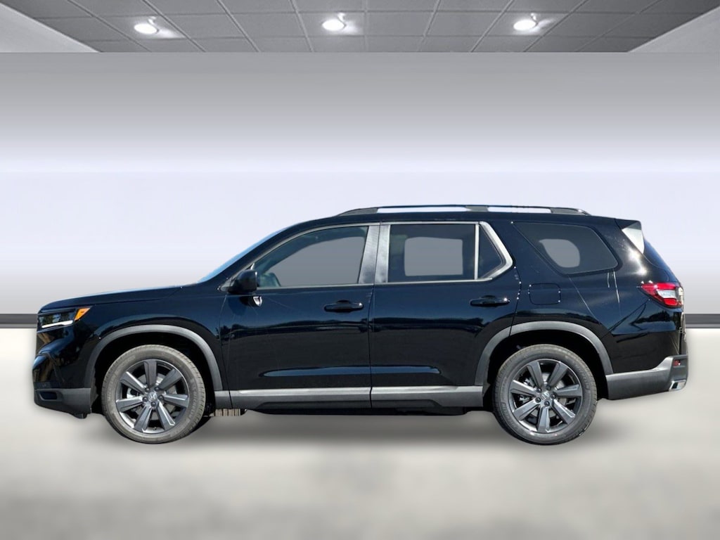 New 2025 Honda Pilot Sport SUV