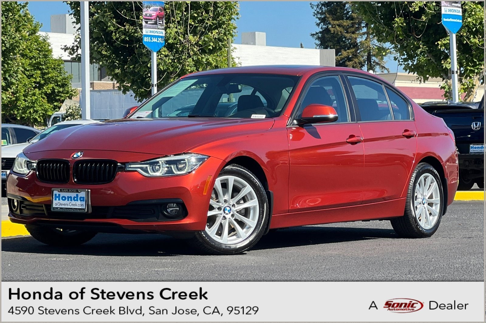 2018 BMW 3 Series 320i xDrive Sedan's photo