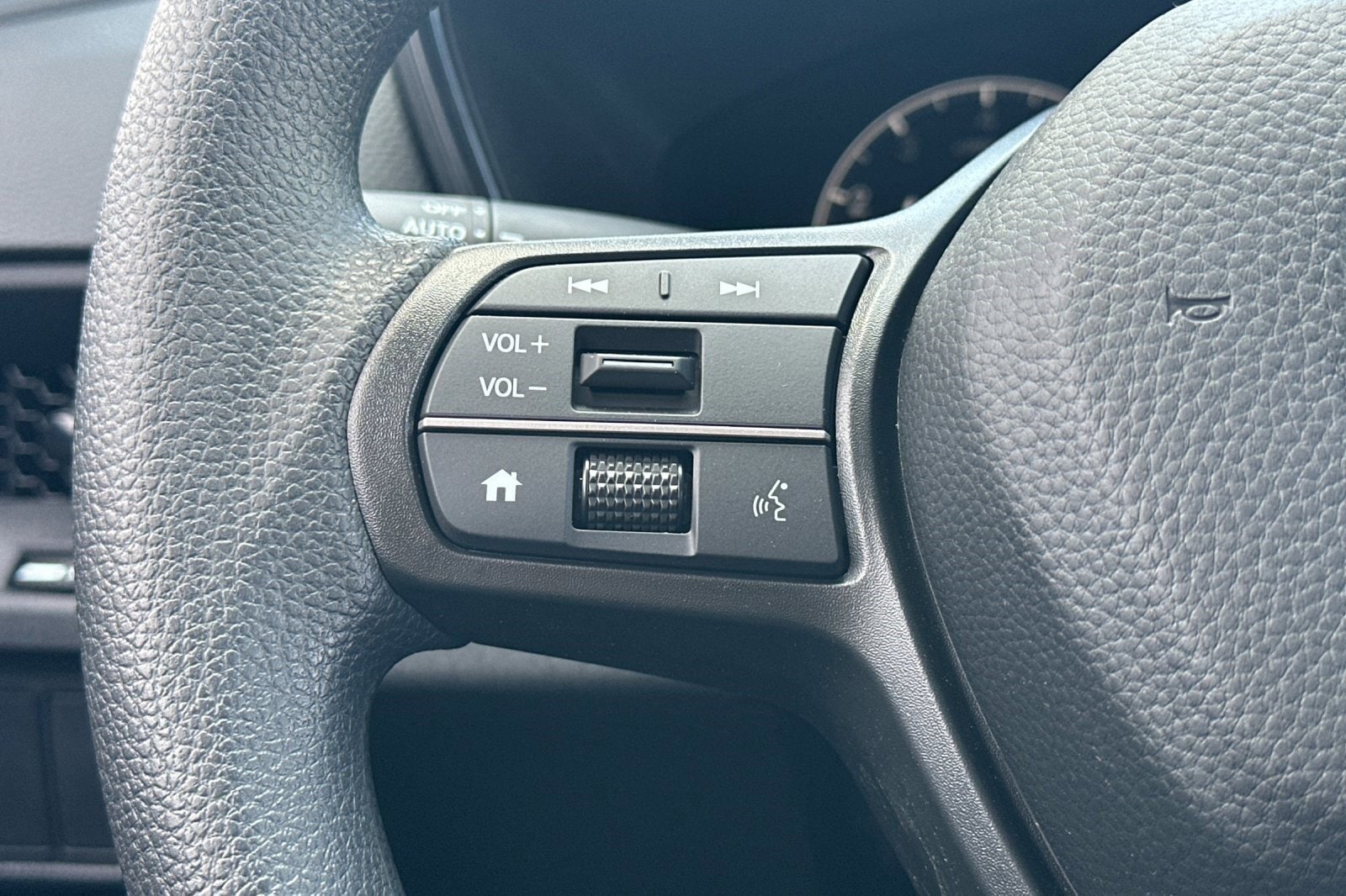 2026 Honda CR-V LX - Photo 15