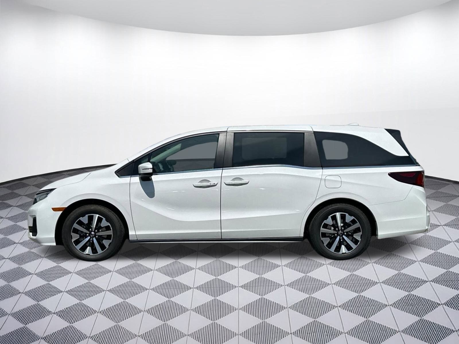 2026 Honda Odyssey EX-L photo 2