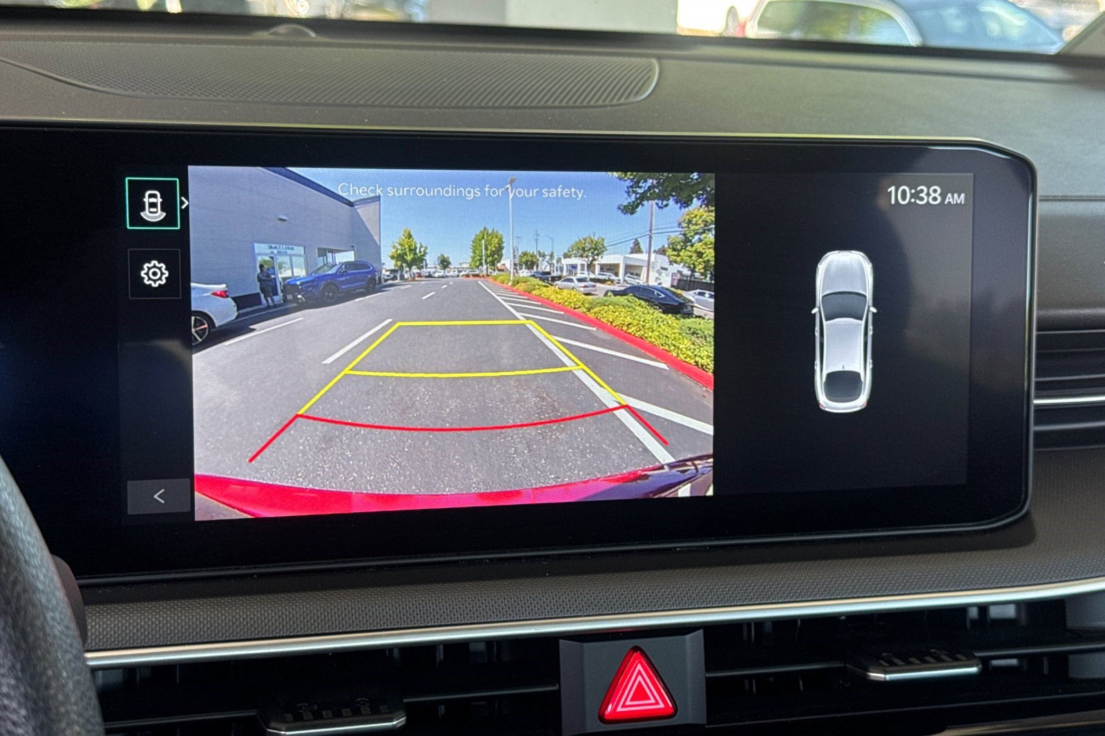 2025 Kia K5 LXS - Photo 24