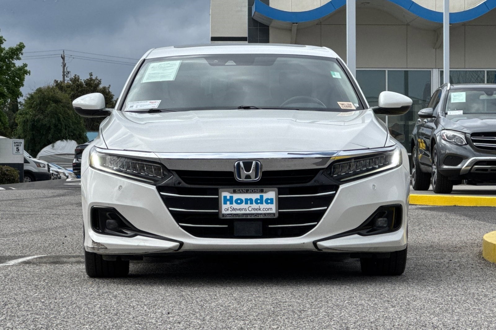 2022 Honda Accord Hybrid Touring photo 4