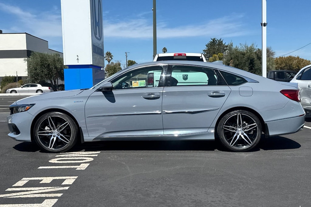 Used 2021 Honda Accord Hybrid Touring Sedan