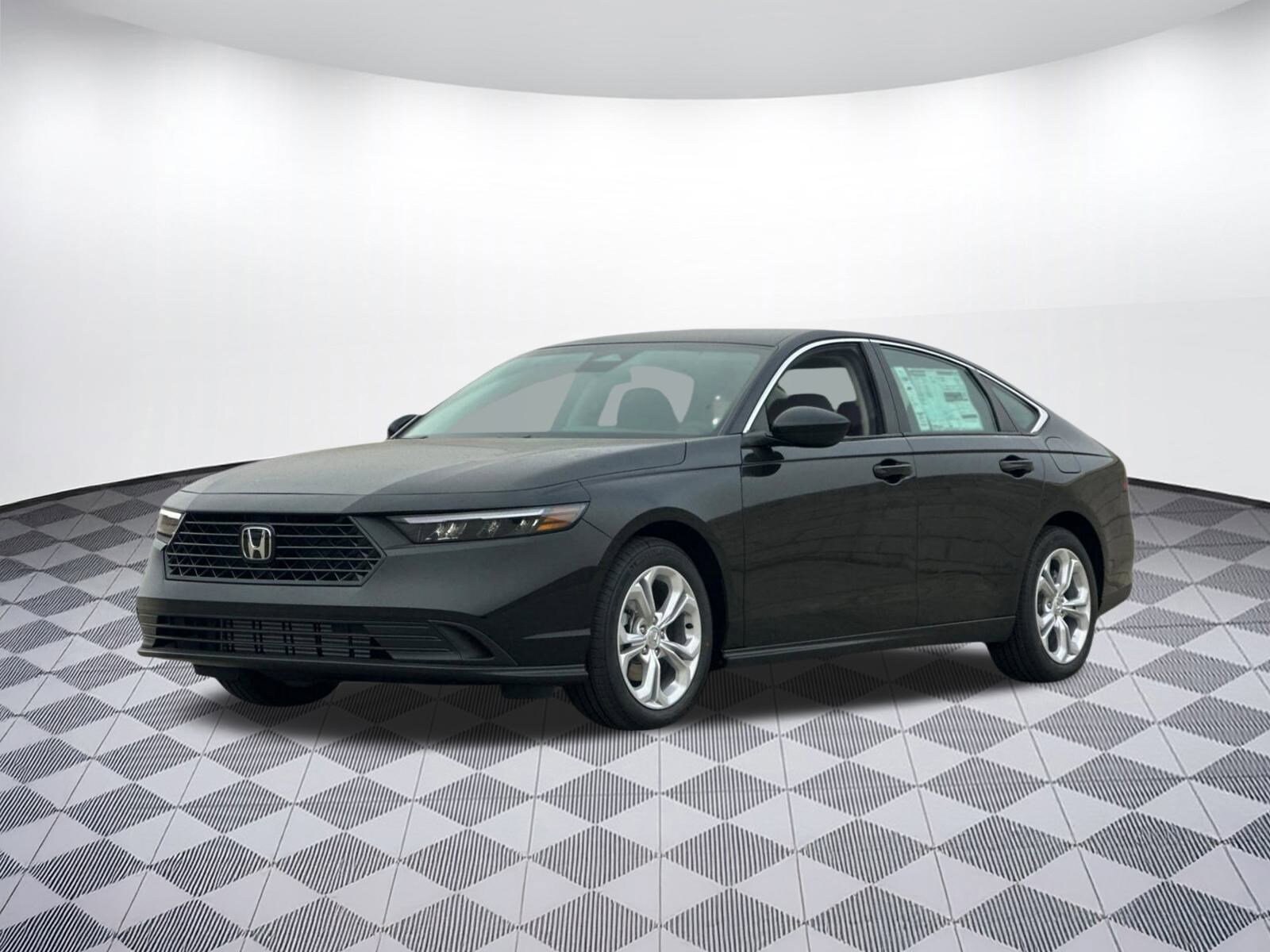 2025 Honda Accord LX photo 3