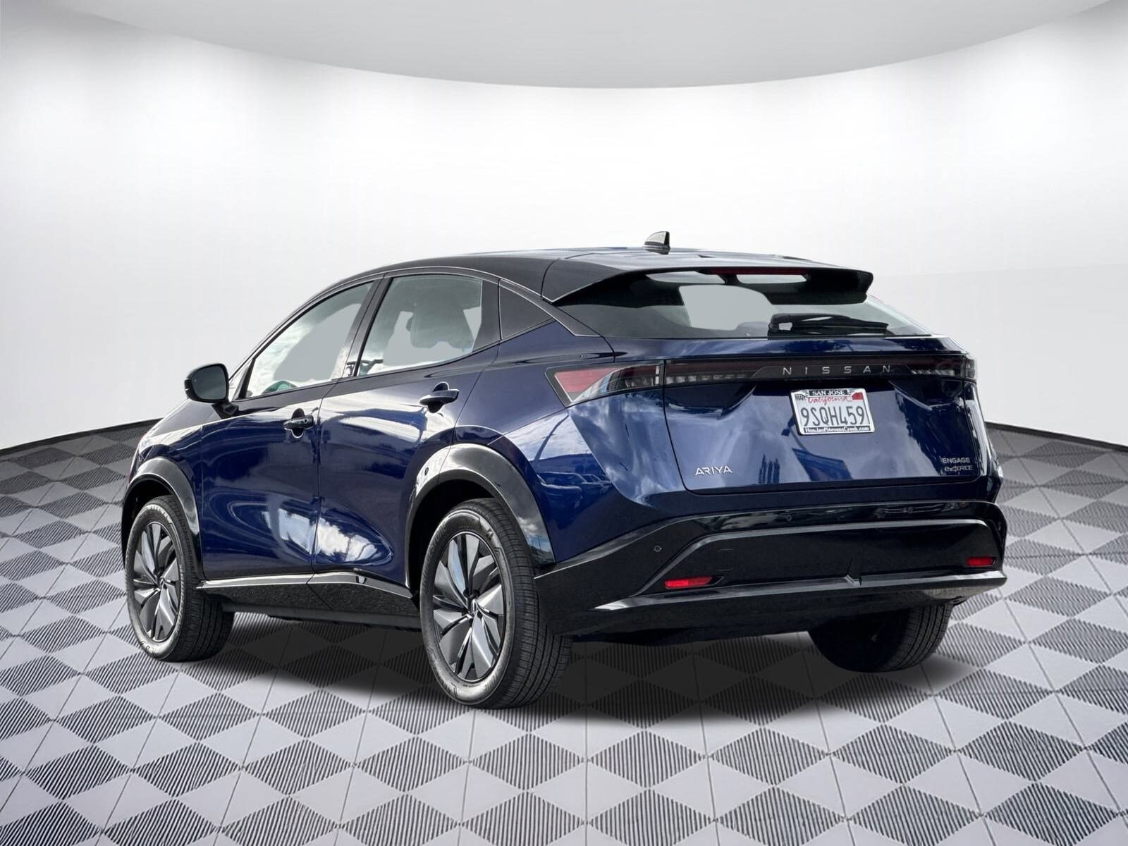 2024 Nissan ARIYA Engage photo 3