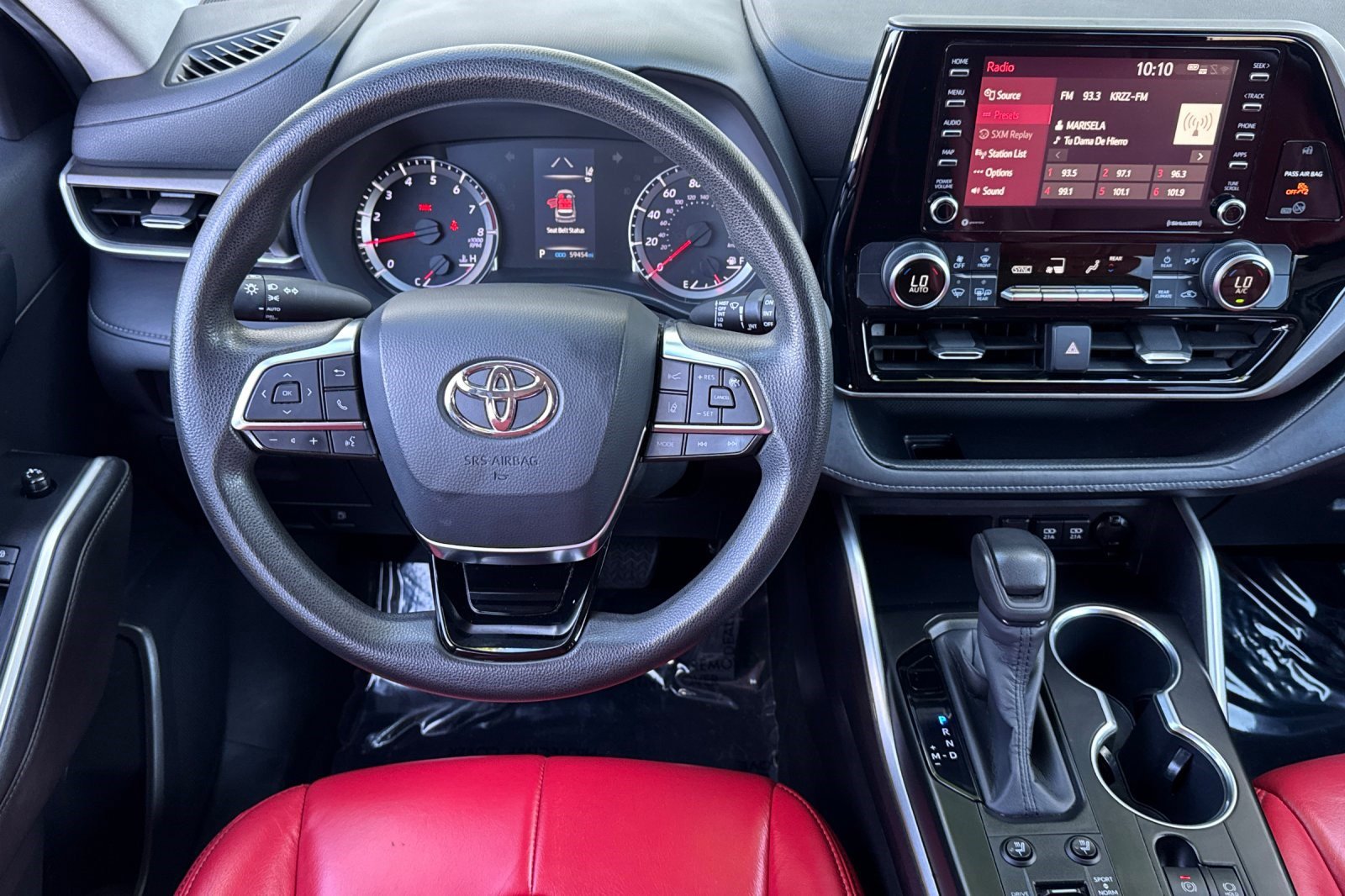 2020 Toyota Highlander L photo 4