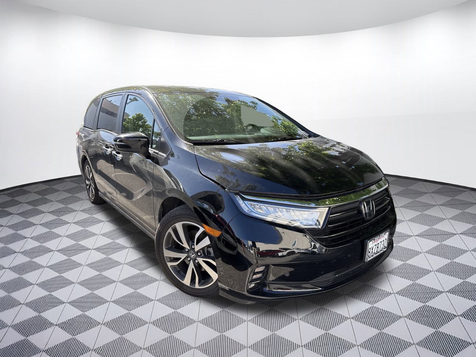 Used 2022 Honda Odyssey Touring with VIN 5FNRL6H80NB038753 for sale in San Jose, CA